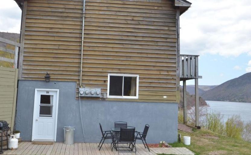 Knotty Pine Cottages, Suites & Motel Rooms Ingonish Exteriér fotografie
