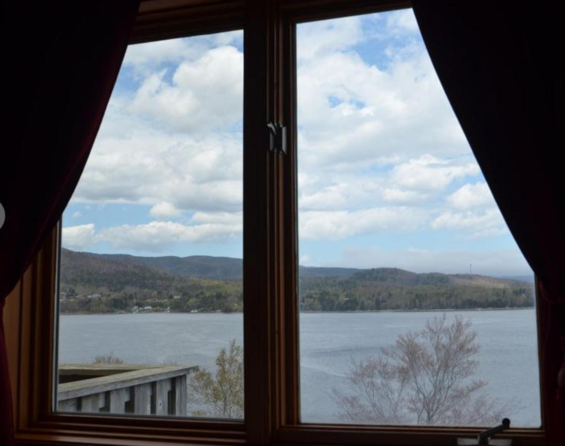 Knotty Pine Cottages, Suites & Motel Rooms Ingonish Exteriér fotografie