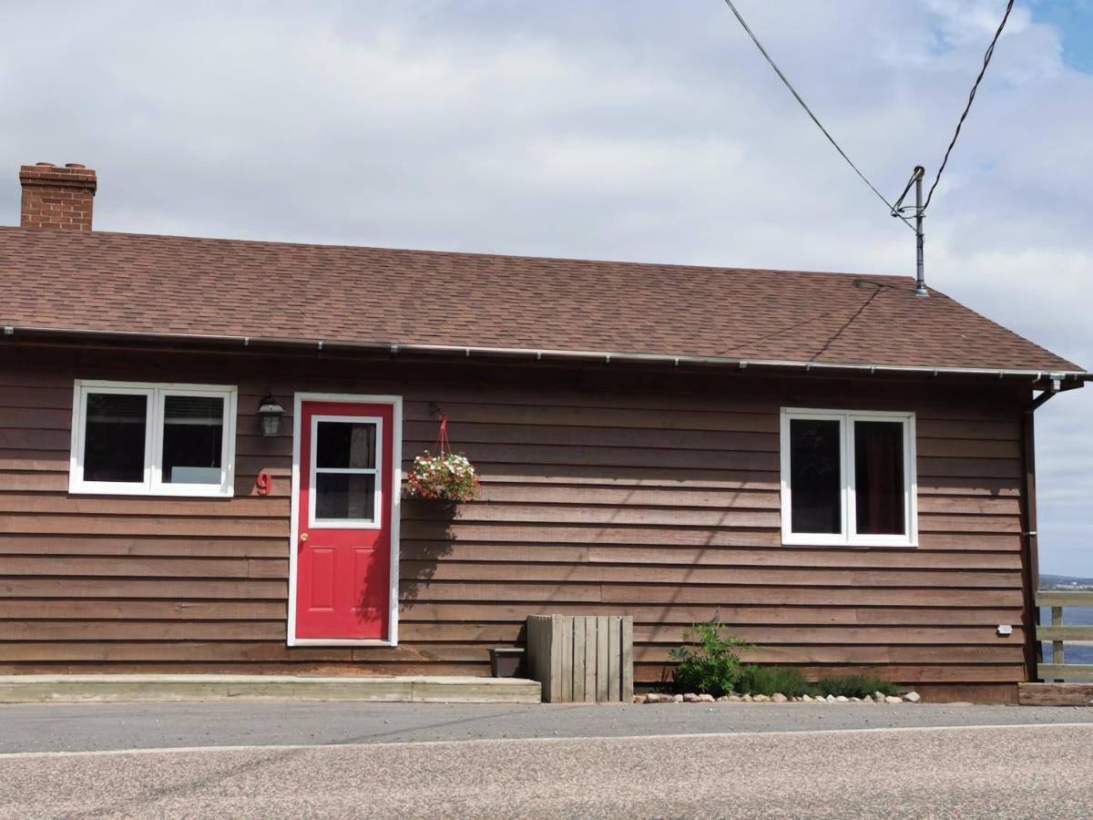 Knotty Pine Cottages, Suites & Motel Rooms Ingonish Exteriér fotografie