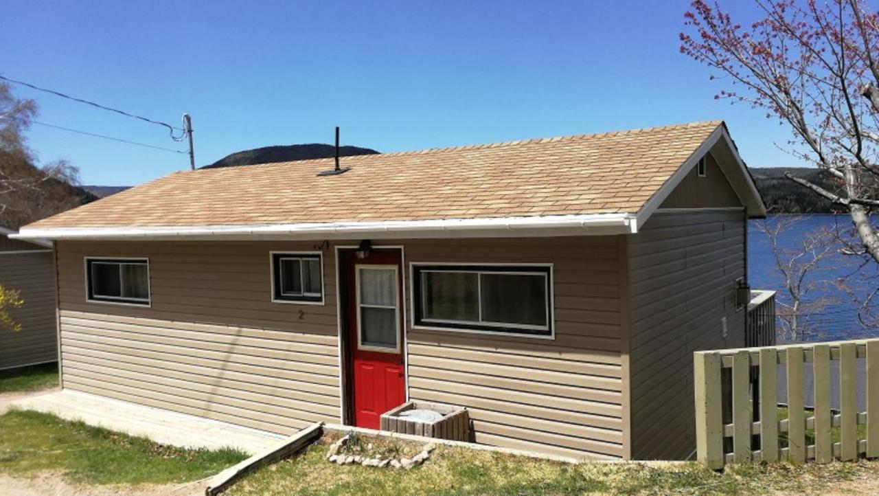 Knotty Pine Cottages, Suites & Motel Rooms Ingonish Exteriér fotografie